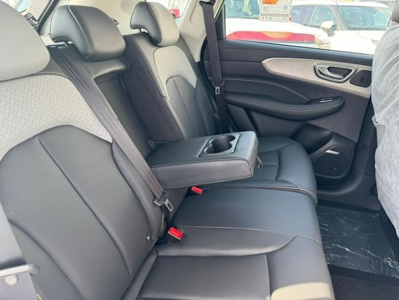 MG RX5 MG RX5 Plus  1.5L Turbo Petrol Automatic 5 Seats 4door