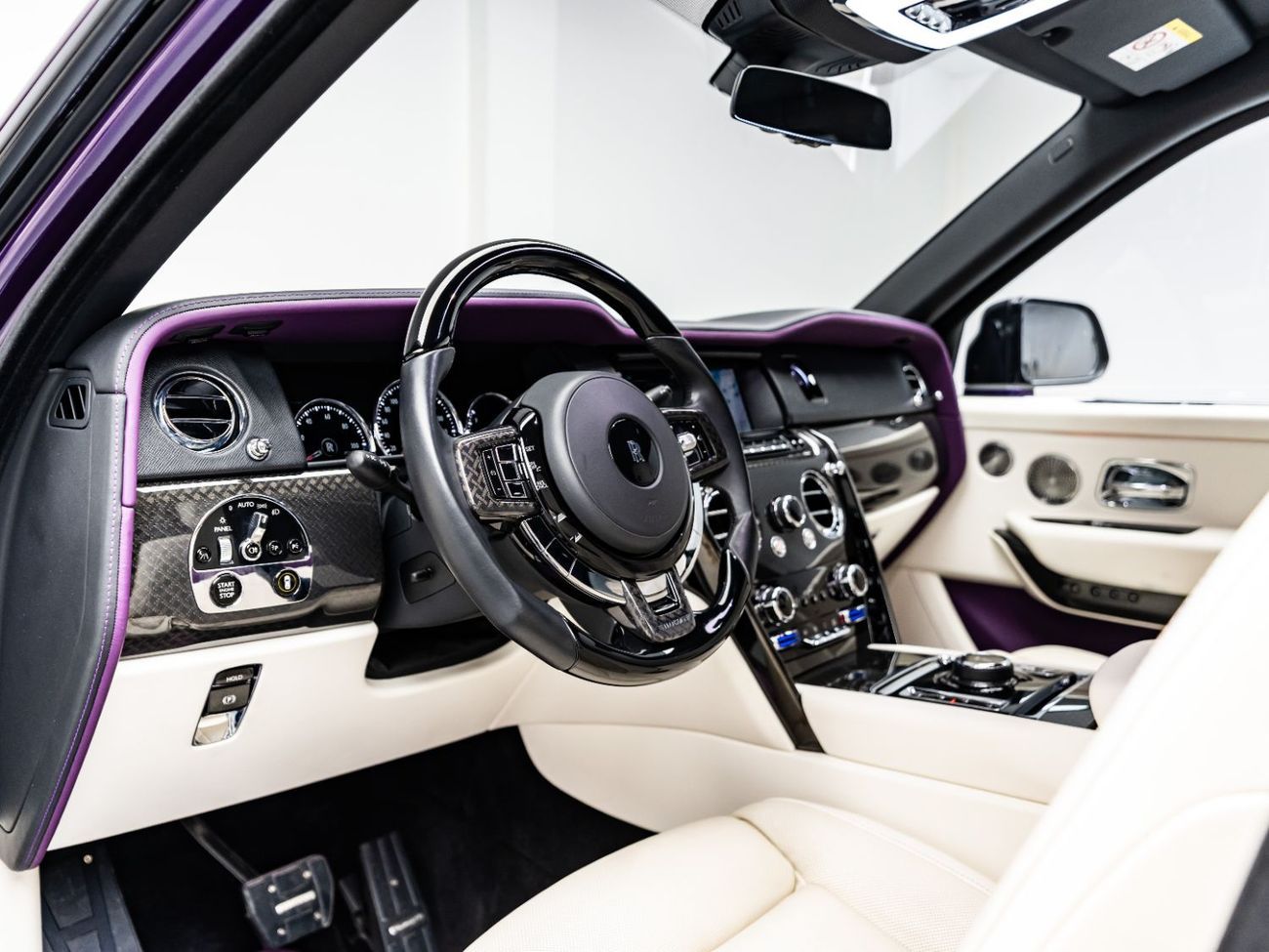 Rolls-Royce Cullinan 2021 Rolls Royce Cullinan Mansory Black Badge, 1 Year Warranty, Service History, Low KMs, European