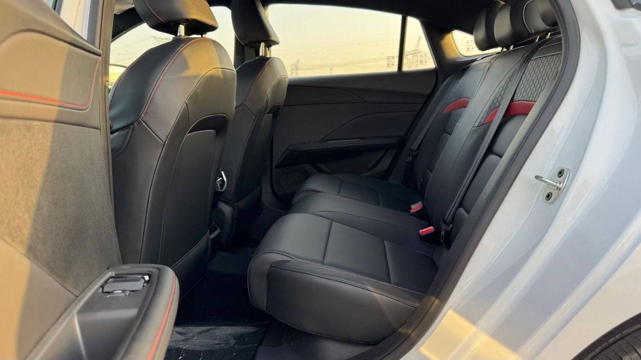 أم جي 5 1.5L GLOBAL LUXURY EDITION