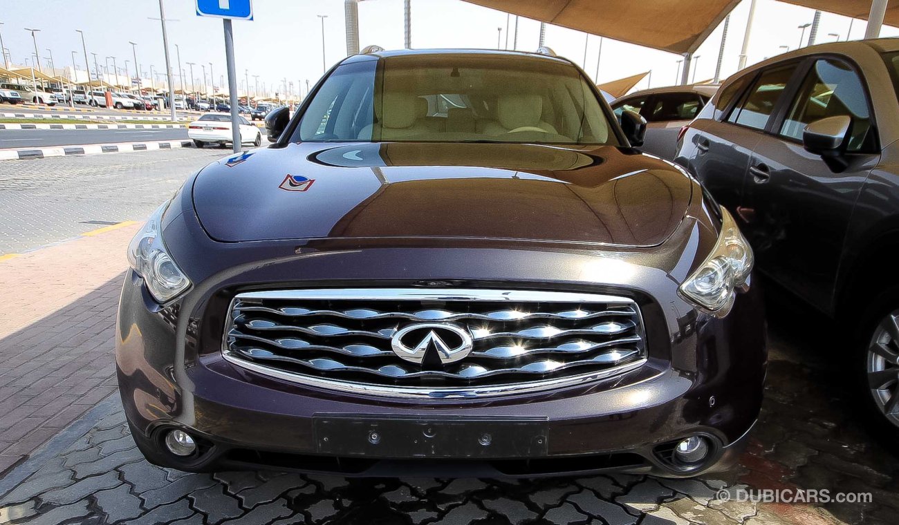 Infiniti FX35