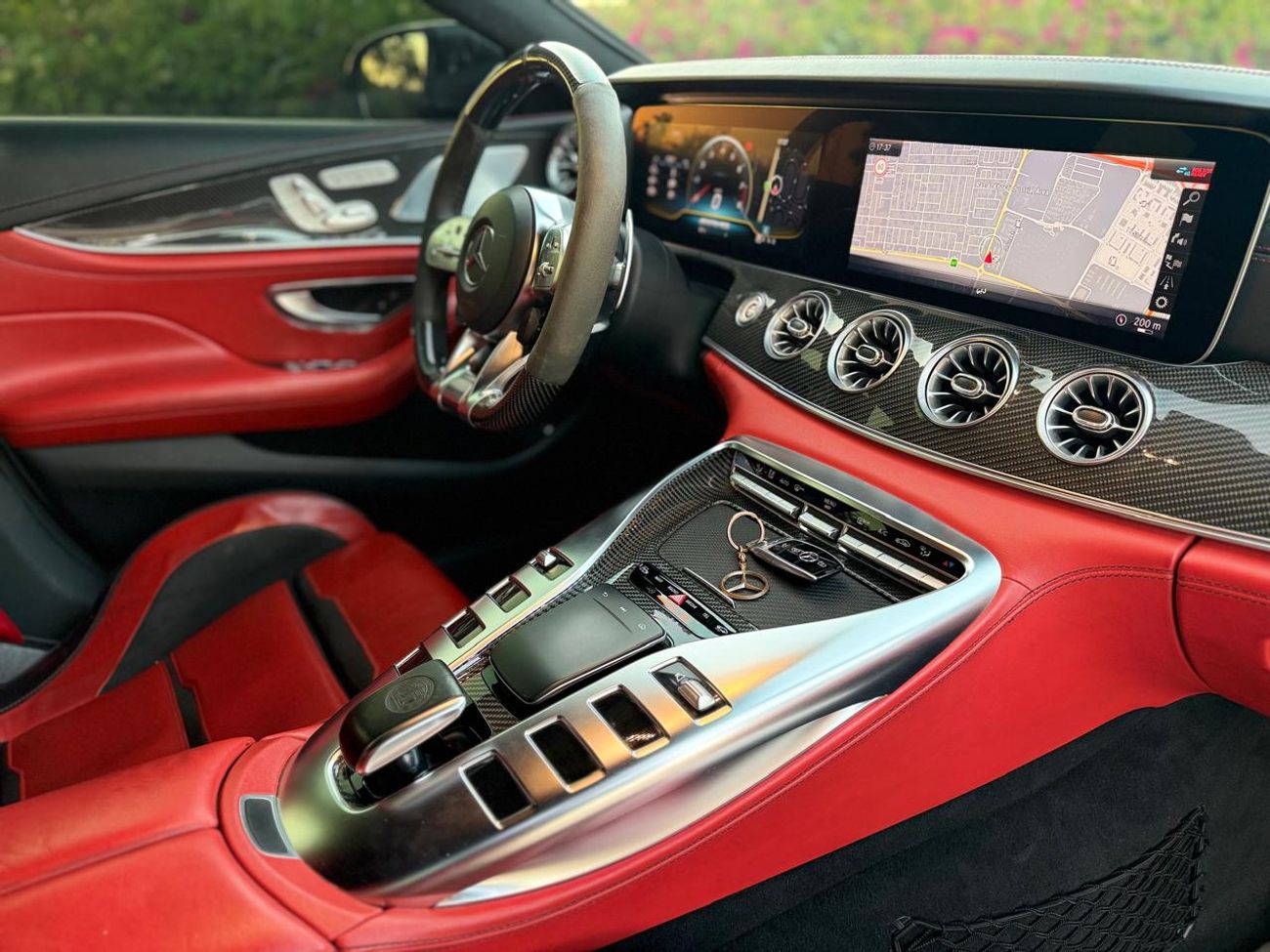 مرسيدس بنز GT 63 S 