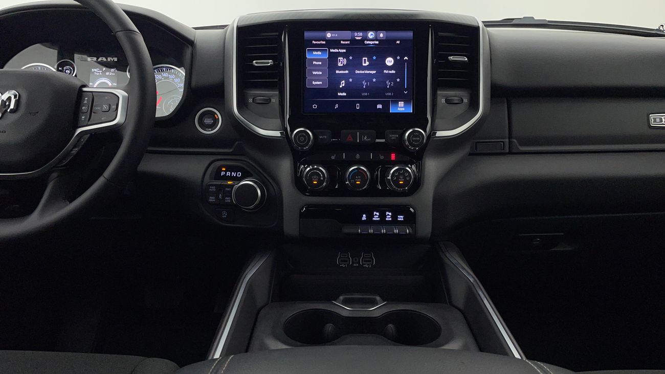 رام 1500 BIGHORN CREW CAB 2025 BIGHORN | AED 2061/Month | 0 DP | 30 Day Return | Warranty | Service History