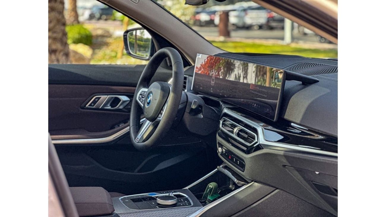 BMW i3 NEW BMW I3 E-DRIVE40L 2024 (592 KM), HUD, 360 CAMERA