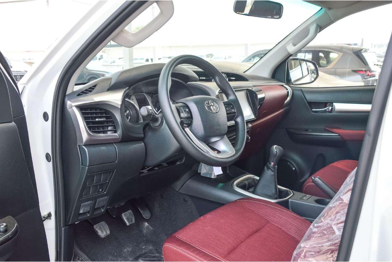 تويوتا هيلوكس TOYOTA HILUX 2.7L MT 4WD PETROL PICKUP 2025