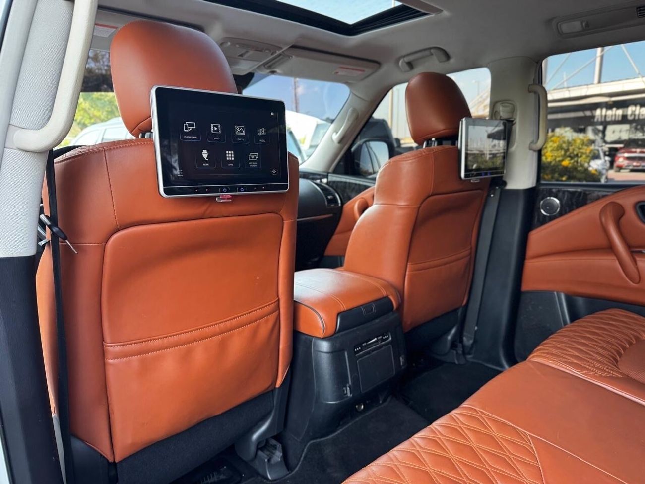 Nissan Patrol SE Platinum