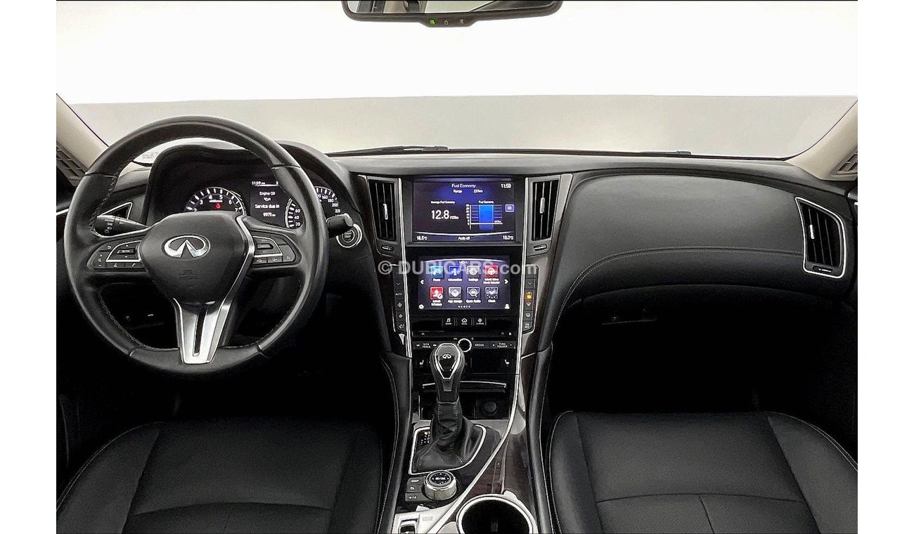 Infiniti Q50 Premium / Luxe