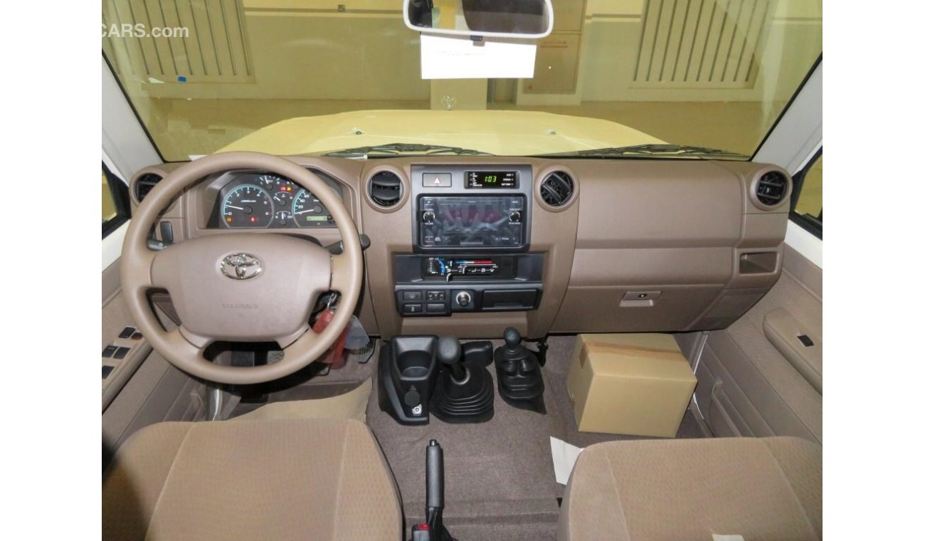 Toyota Land Cruiser Hard Top DIESEL,4.5L,V8,5DOOR,POWER WINDOW,MT,2022MY