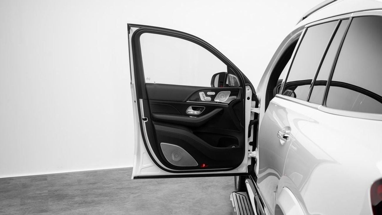 Mercedes Benz GLS 600  2023 - Japanese Specs