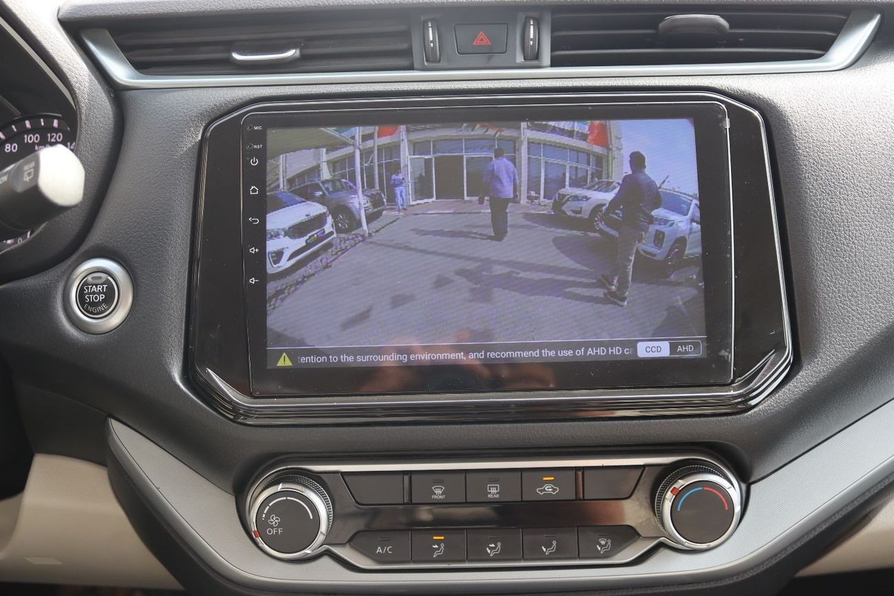 نيسان إكستيرا SE 2.5L RWD