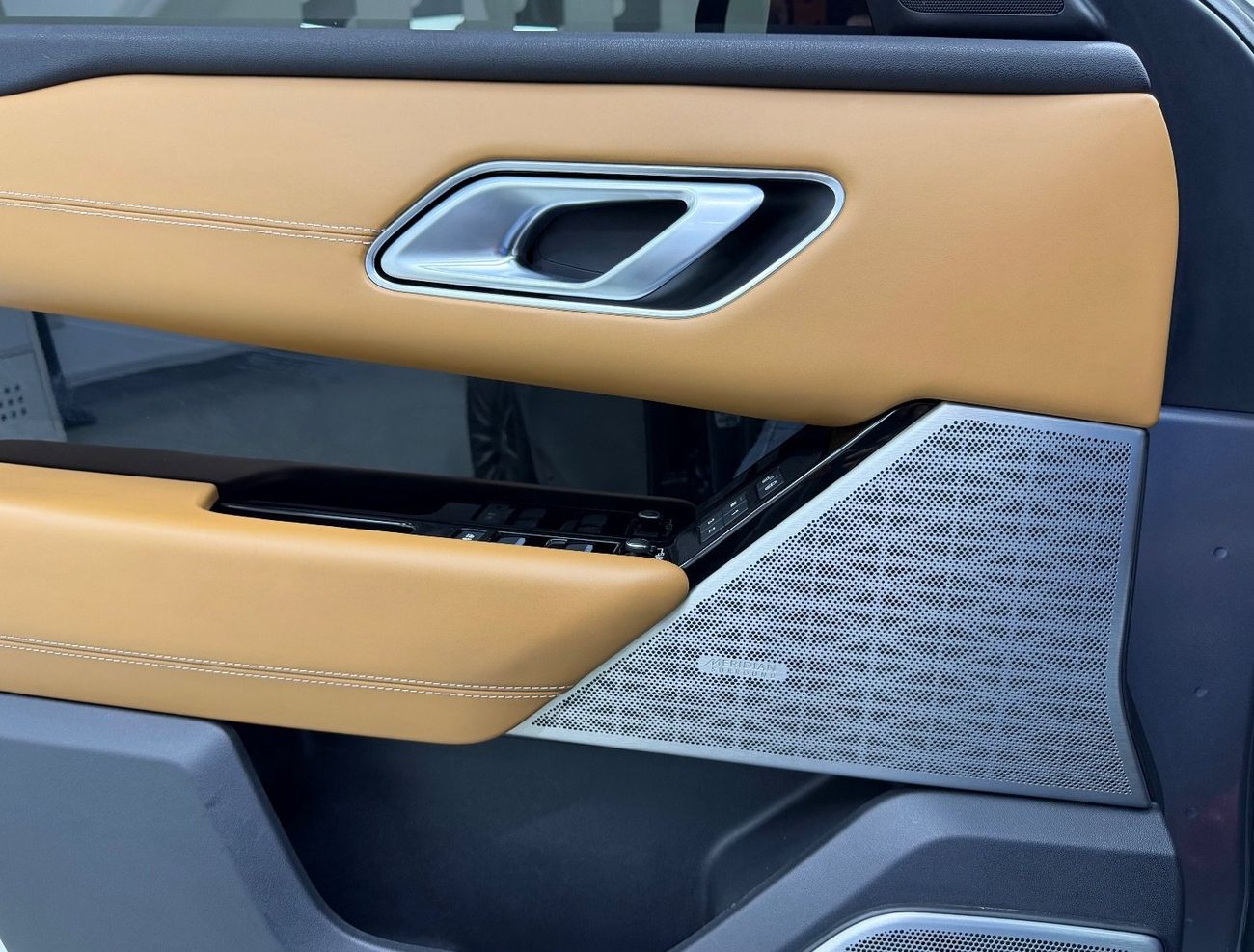 لاند روفر رينج روفر فيلار P340 R-Dynamic HSE 3.0L