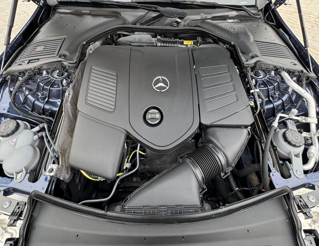 Mercedes Benz C300 STANDARD