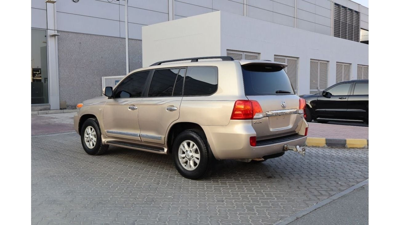 Toyota Land Cruiser GCC V8 GXR