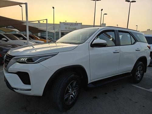 Toyota Fortuner Toyota Fortuner EXR 2.7L (160 HP) MY2021 GCC