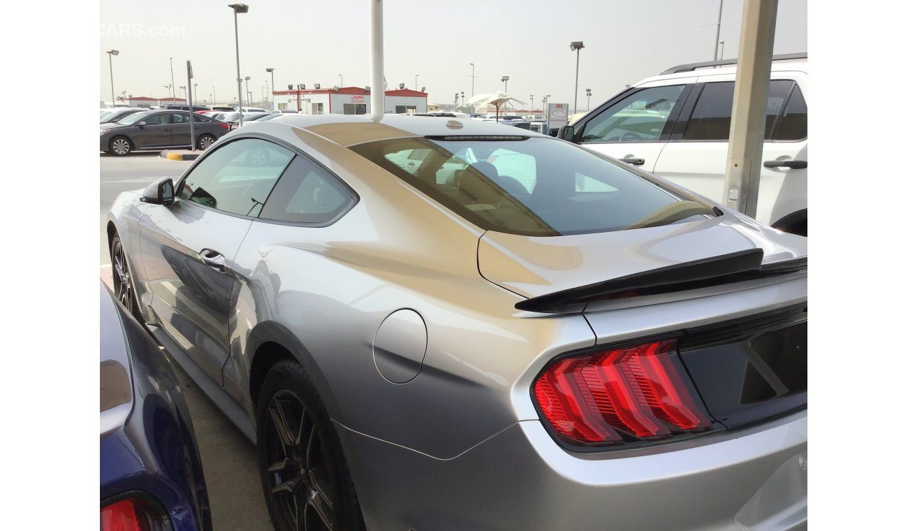 فورد موستانج V4 / ECOBOOST / FULL OPTION /EXCELLENT CONDITION