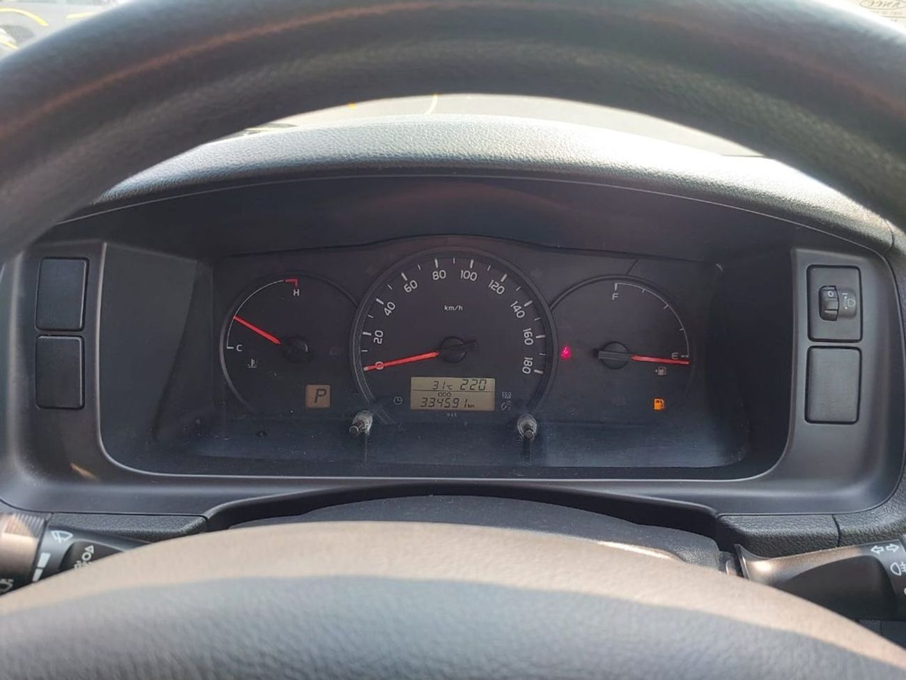 Toyota Hiace TOYOTA HIACE COMMUTER VAN RHD 2015 MODEL 2.7 L PETROL AUTOMATIC(PM07411)