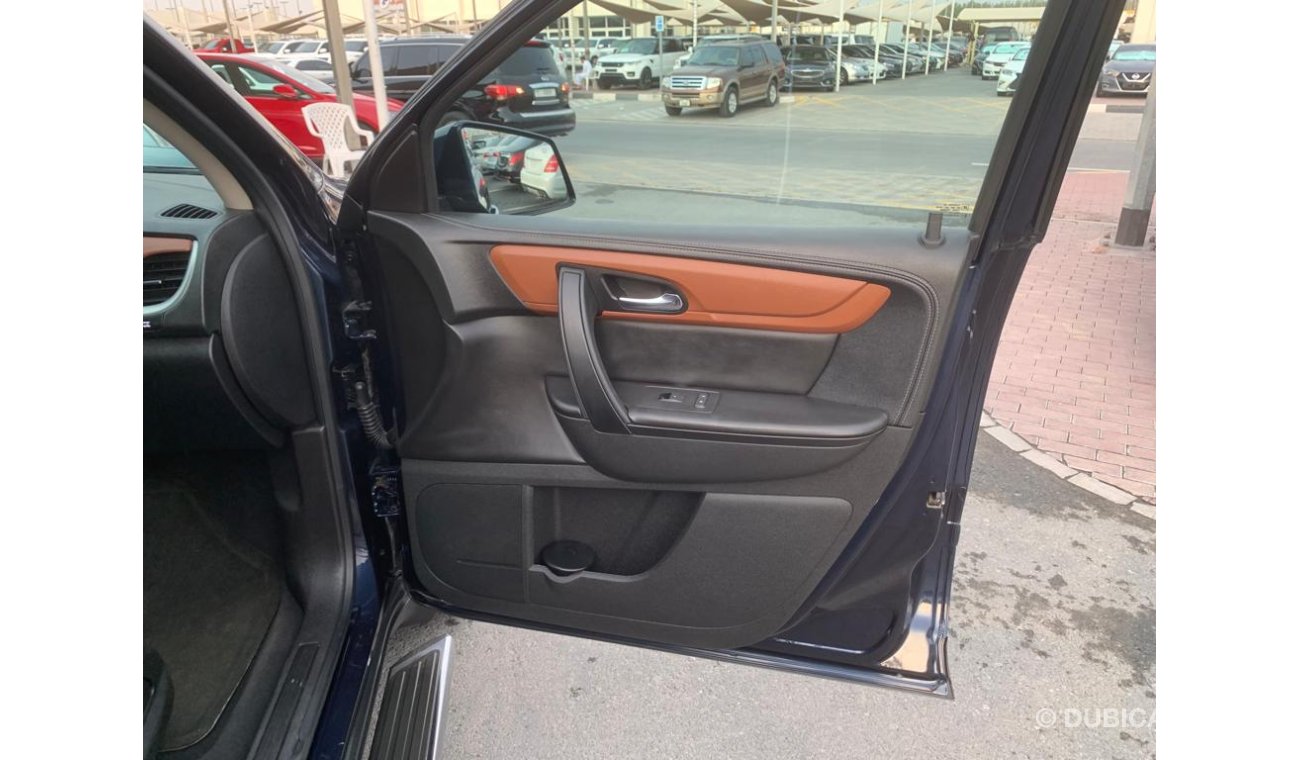 Chevrolet Traverse Chevrolet Travels LT_Gcc_2015_Excellent_Condition _Full option