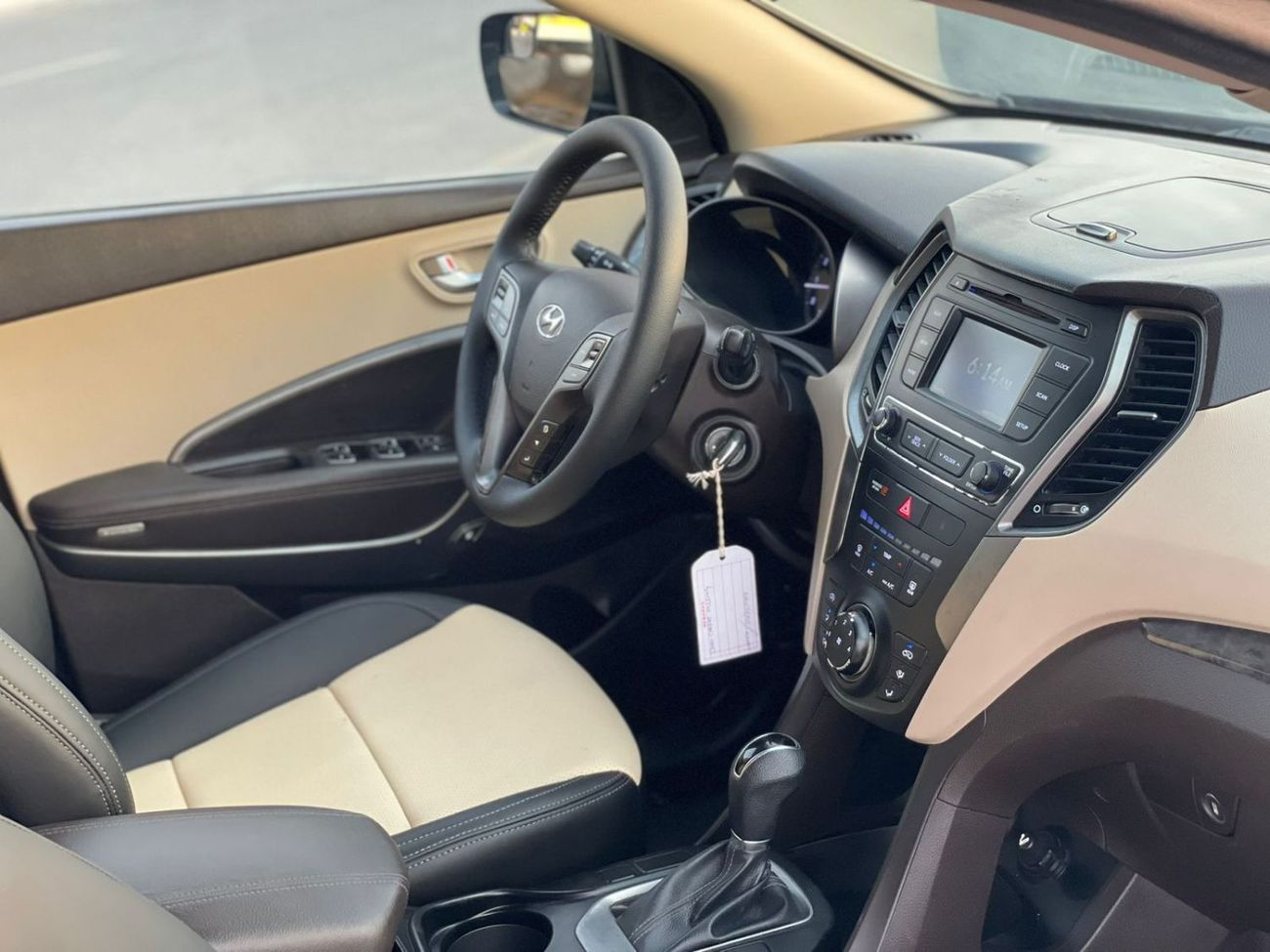 Hyundai Santa Fe 2018 Hyundai Santa Fe 2.4L V4 Sports - Rear CAM - Leather Seats - Cruise Control - 108,000 Mileage