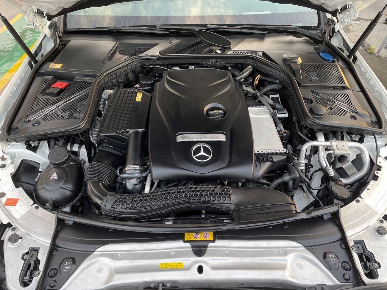 Mercedes Benz C200 AMG