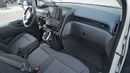 هيونداي ستاريا 3.5L Petrol V6 – Fully Equipped Patient Transport Unit