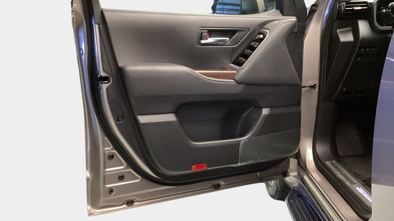 Toyota Land Cruiser GXR | upto AED 20,000 Ramadan Discount | Guaranteed Warranty | 0 Down Payment