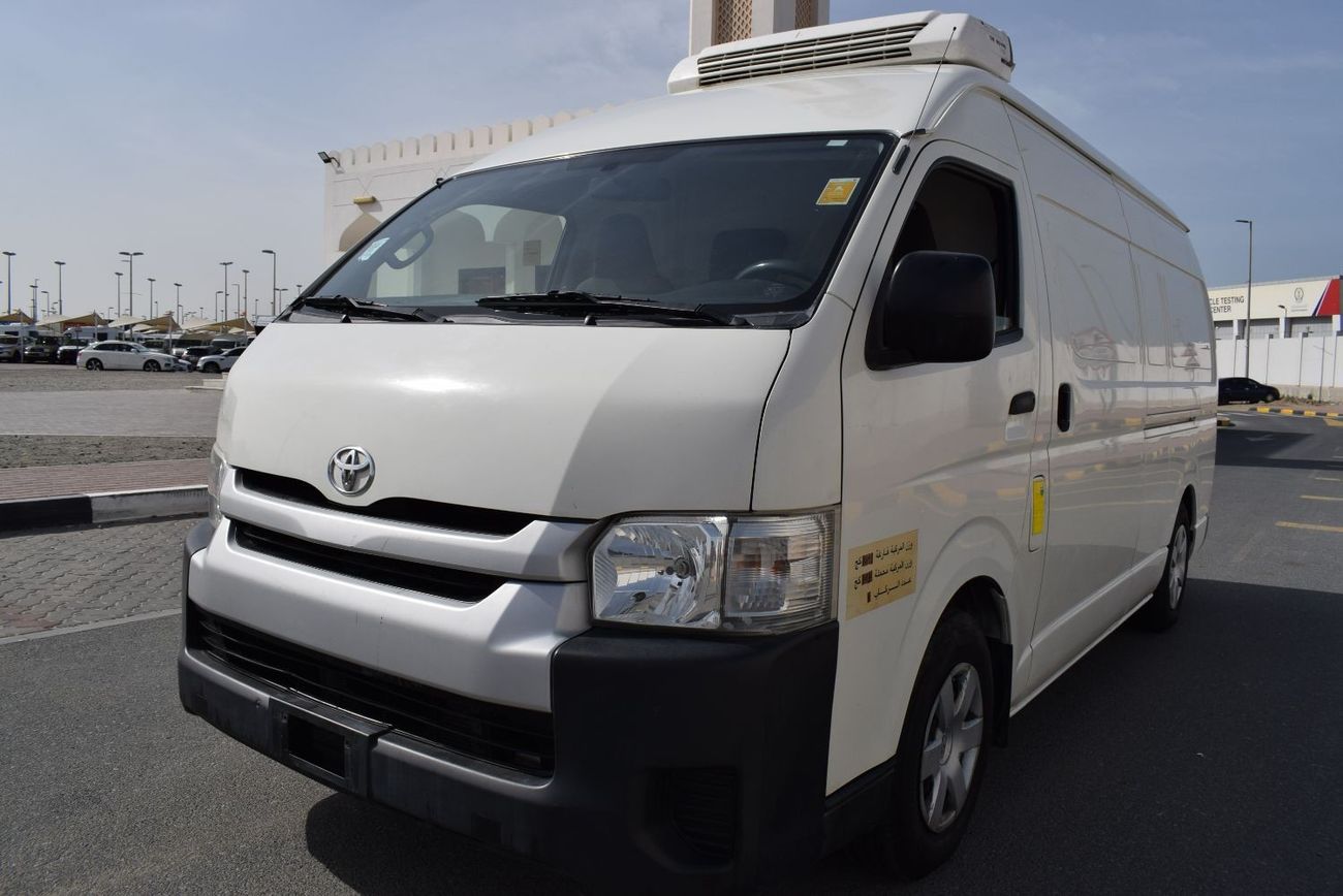 Toyota Hiace GL - High Roof LWB Toyota Hiace Highroof Thermoking Freezer Van, Model:2016. Excellent condition