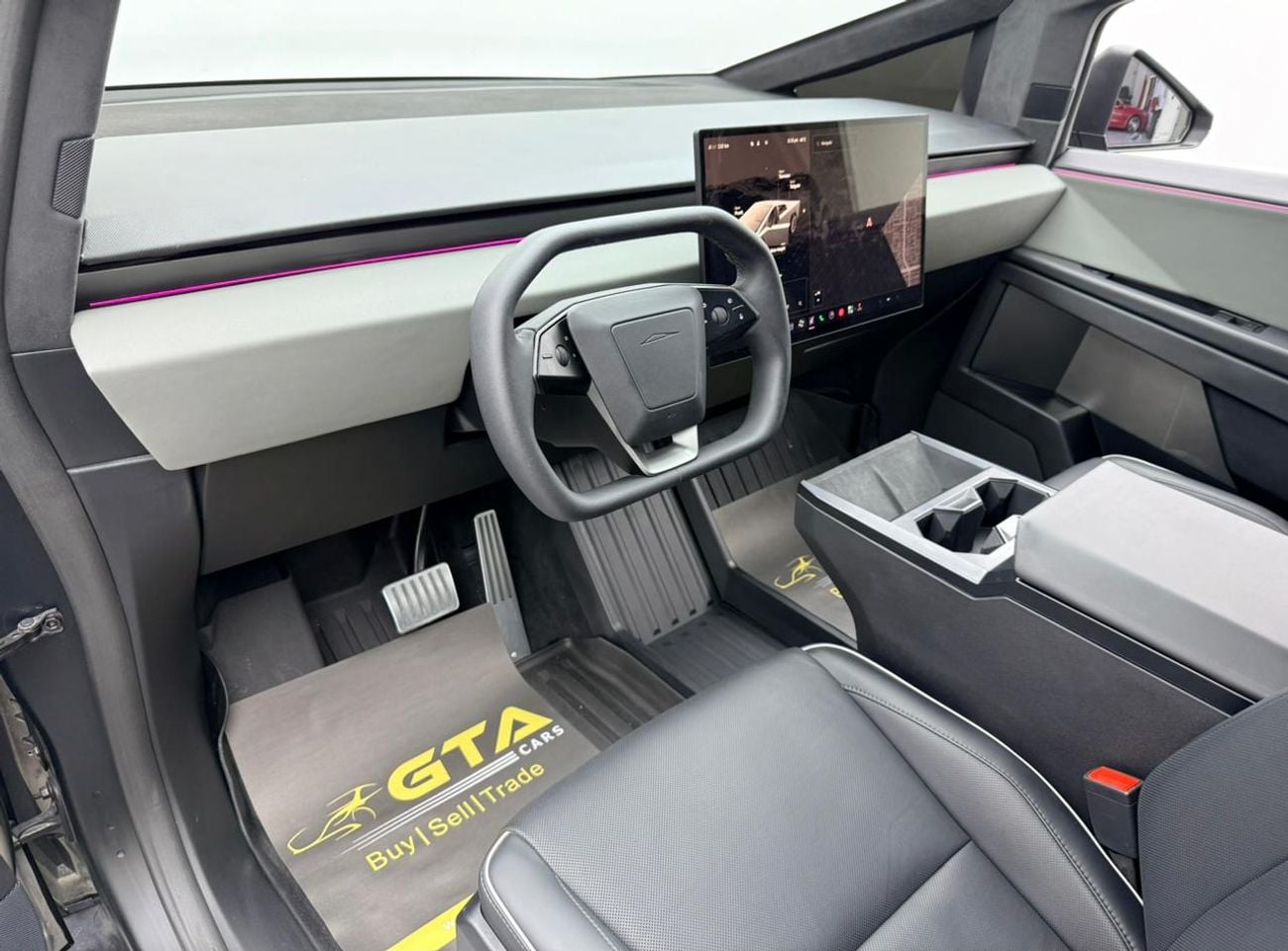 Tesla Cybertruck FOUNDATION SERIES AWD 2025 Tesla Cyber truck Foundation Series, 1 Year Warranty, Excellent Condition