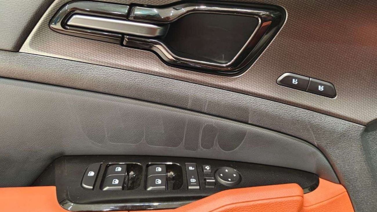 كيا سبورتيج SX 2.0L MPFI | Petrol | Automatic | All Wheel Drive | 5 Seats | 5 Doors