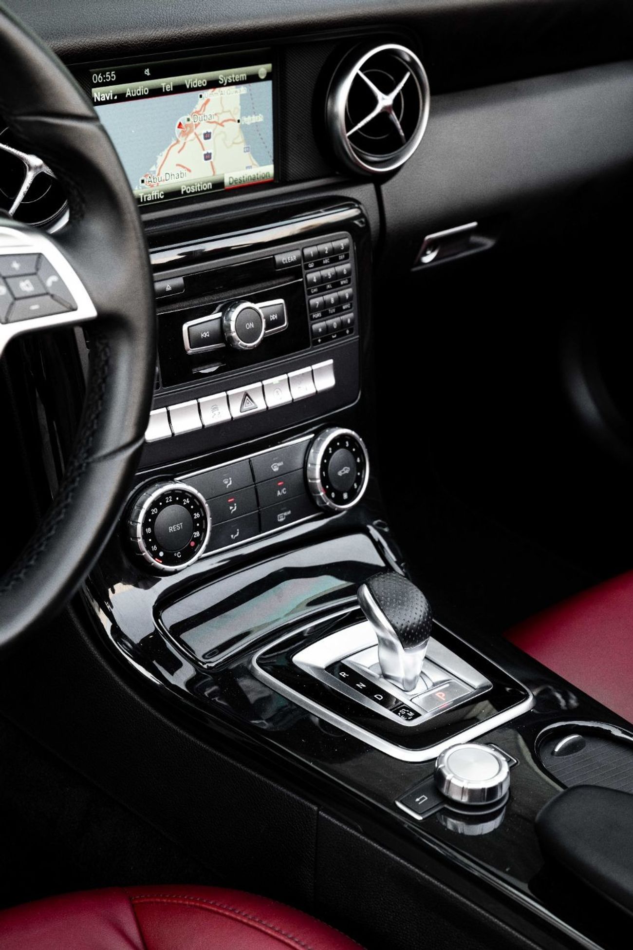 Mercedes-Benz SLK 200 200 | 2,019 P.M (4 Years)⁣ | 0% Downpayment | Pristine Condition!