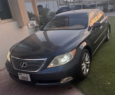 Lexus LS460