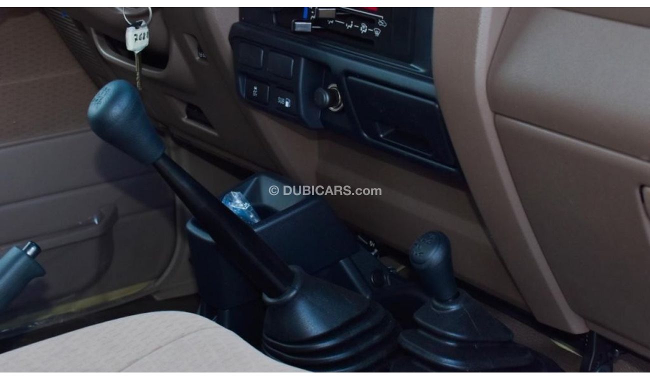 Toyota Land Cruiser Pick Up TOYOTA LAND RUISER PICK-UP 4.0L 6CYL (STANDARD) 2023