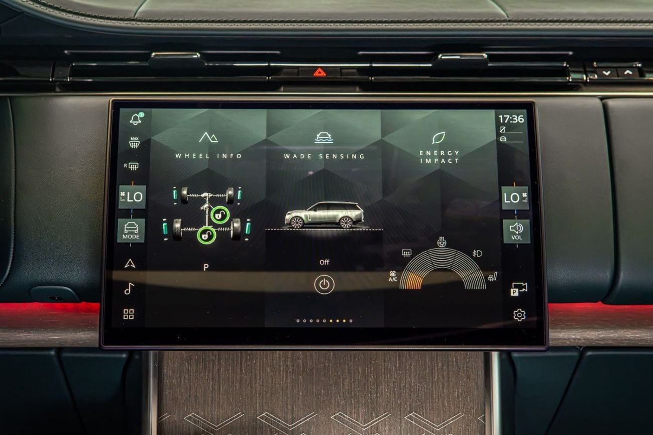 Land Rover Range Rover SV P615 SWB 2026  | British Racing Green  | Serenity Interior | GCC Specs