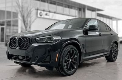 بي أم دبليو X4 xDrive 30i M Sport 2.0L