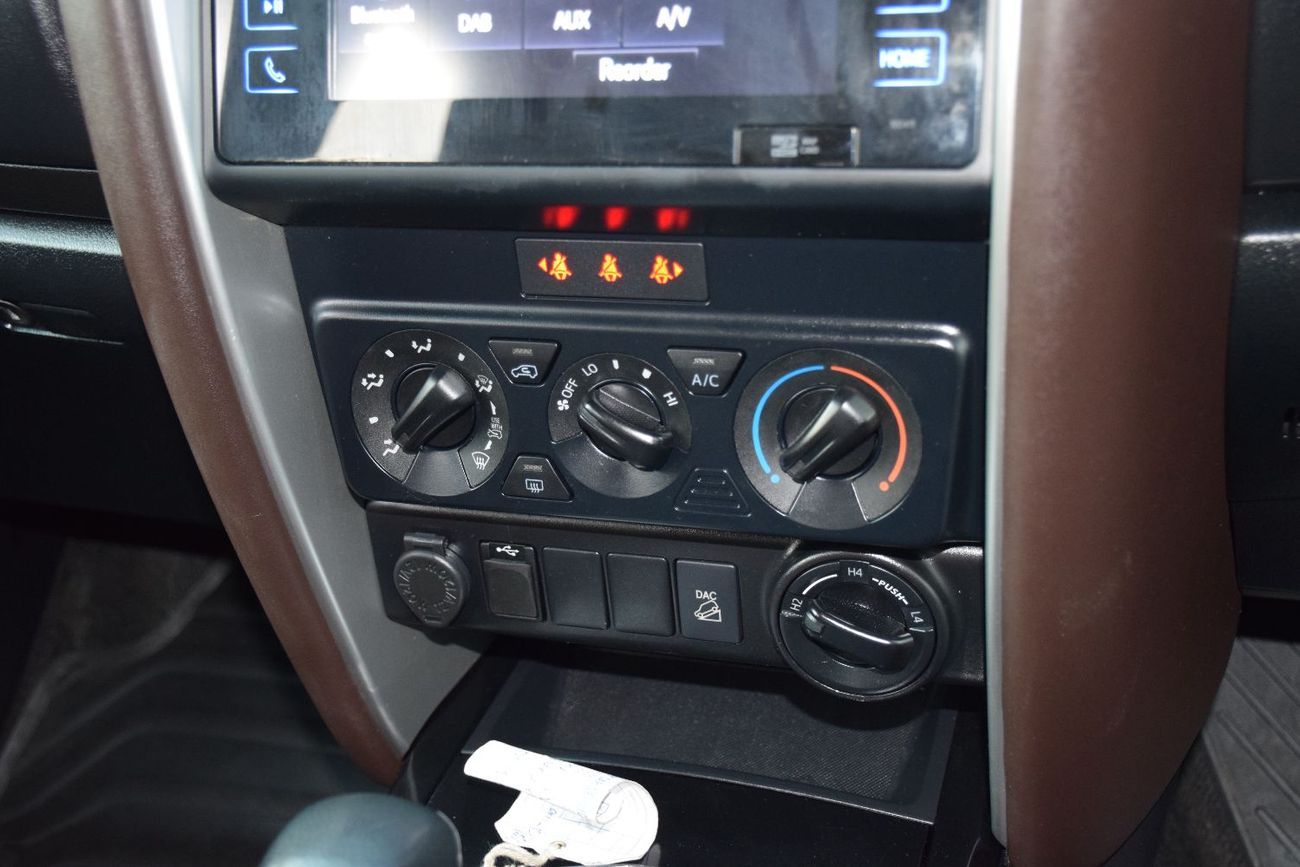 Toyota Fortuner VX2 4X4 Diesel 2.8L (Right Hand)