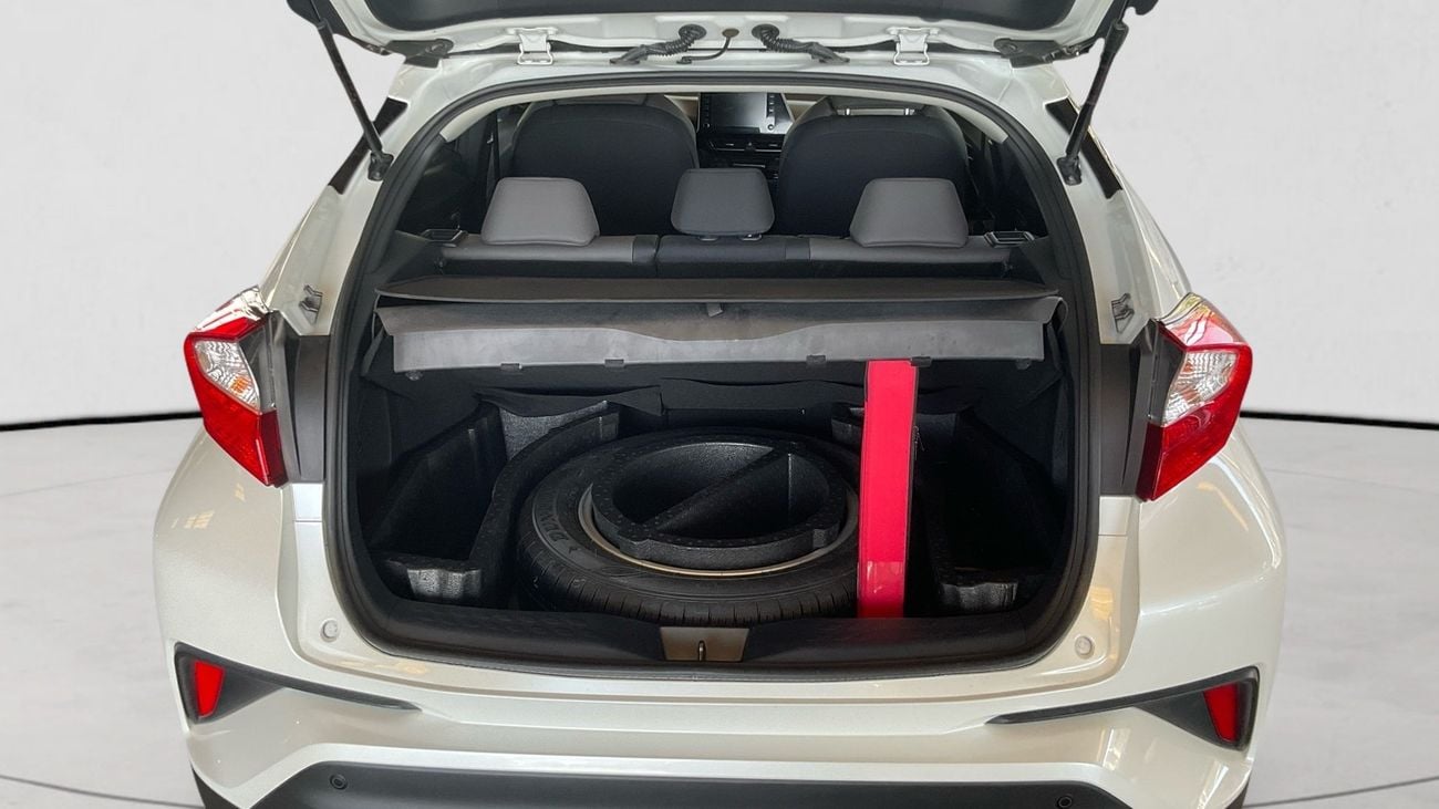 Toyota C-HR 1.8 VVT I-HYBRID VX AUTO | Guaranteed Warranty | 0 Down Payment