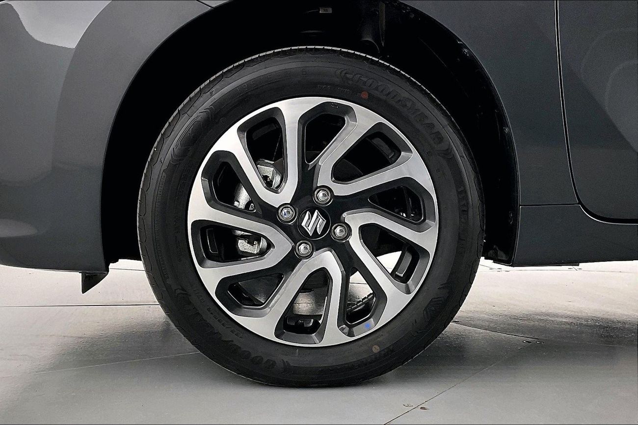 Suzuki Baleno GLX | 1 year free warranty | 1.99% financing rate | Flood Free