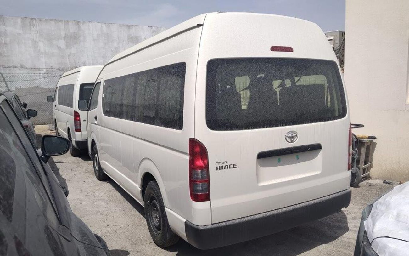 Toyota Hiace 2.5L V4 Diesel, Manual Gear, 15 Seats, Last 3 Units Ready Available, Export Only