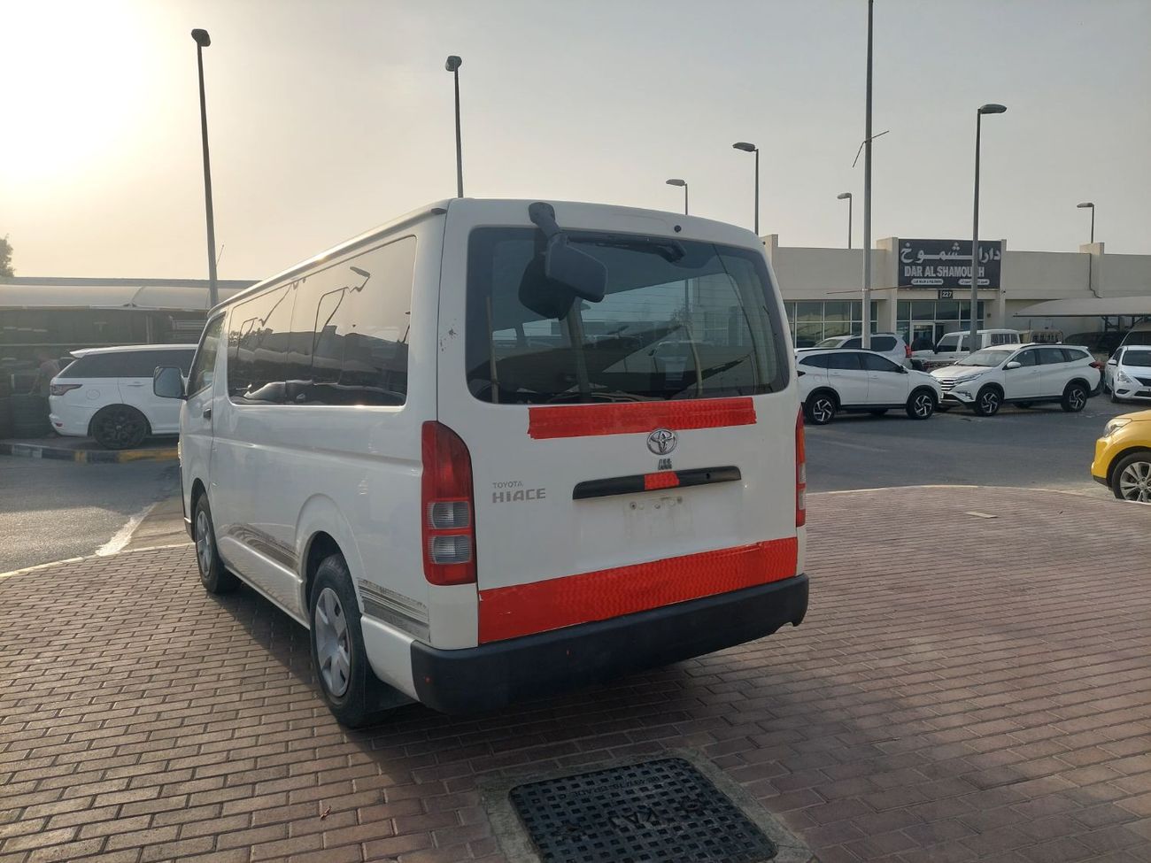 Toyota Hiace 2.5l DIESEL MANUAL TRANSMISSION