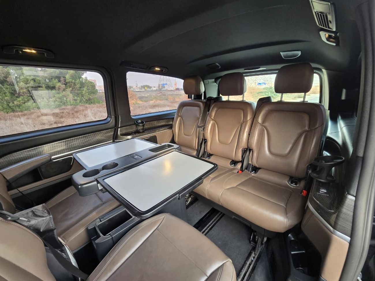 Mercedes-Benz V 250 Std 2.1L MERCEDES V-250 2020 GCC // 2KEYS // FULL OPITION // PERFECT CONDITION