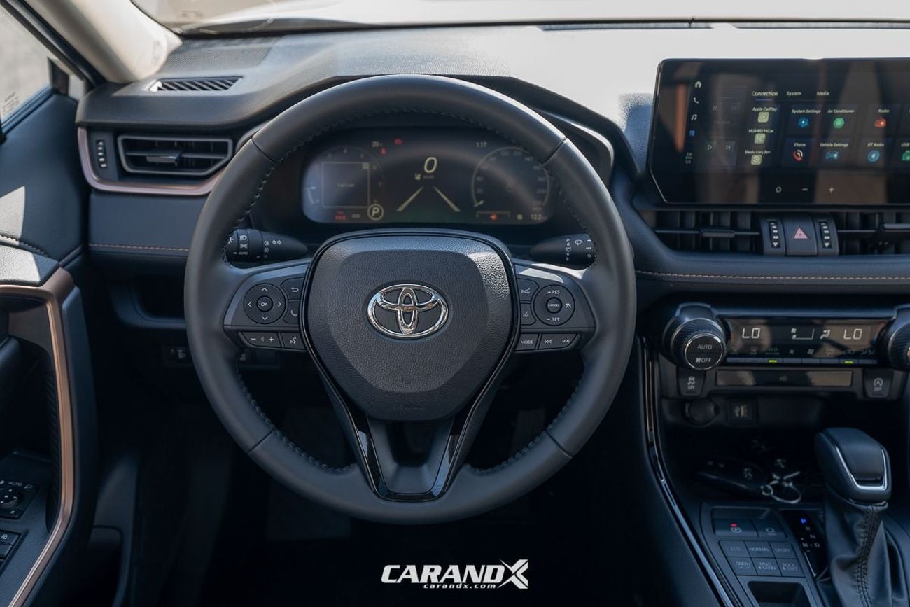 تويوتا وايلدلاندر Toyota Wildlander 2.0L Luxury Plus 4WD 2025