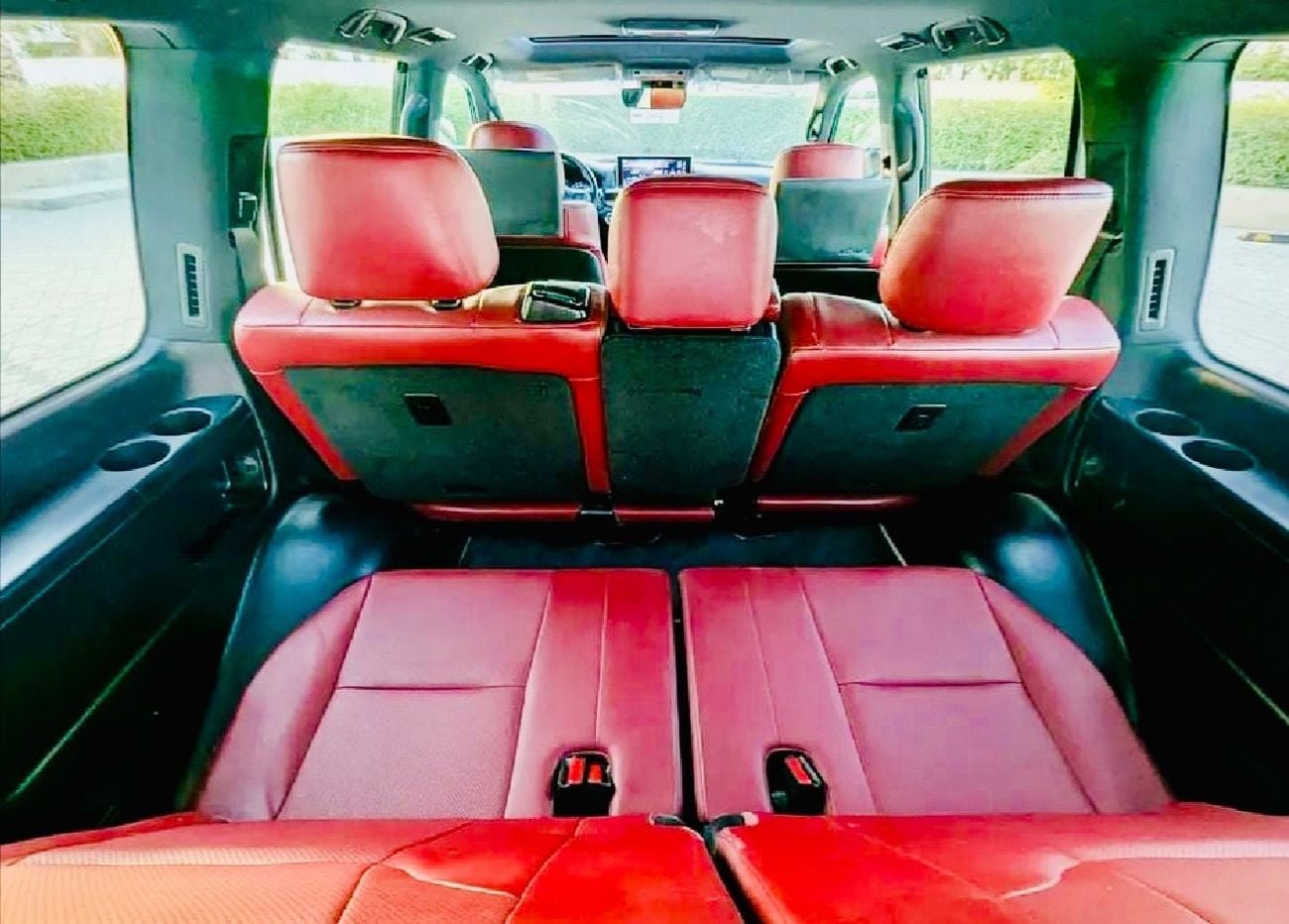 Lexus LX570 PLATINUM LX570 BASE