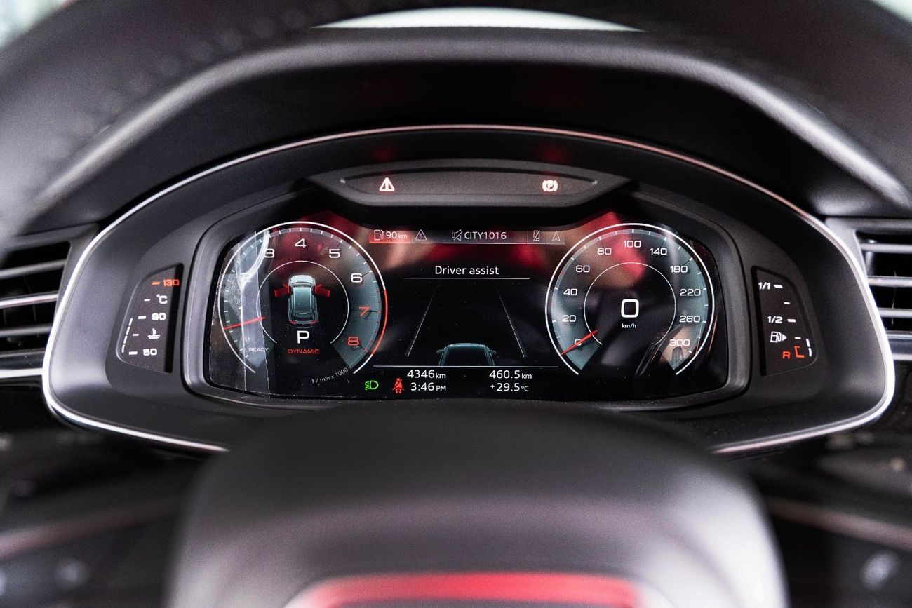 أودي Q8 2023 - AUDI Q8 S-LINE 55 TFSI Quattro - FULL SERVICE HISTORY - WARRANTY TILL 23-05-2026