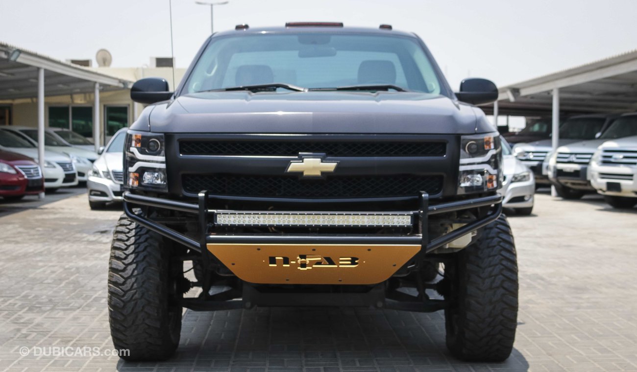 Chevrolet Silverado LT - GCC Specs