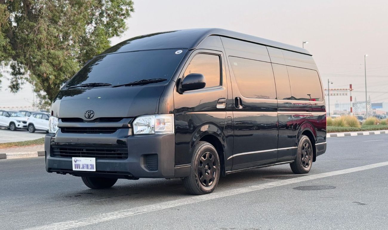 Toyota Hiace POWER SLIDING DOOR | 14-SEATER | 3.0L DIESEL ENGINE | 2WD | AUTOMATIC TRANSMISSION | RHD