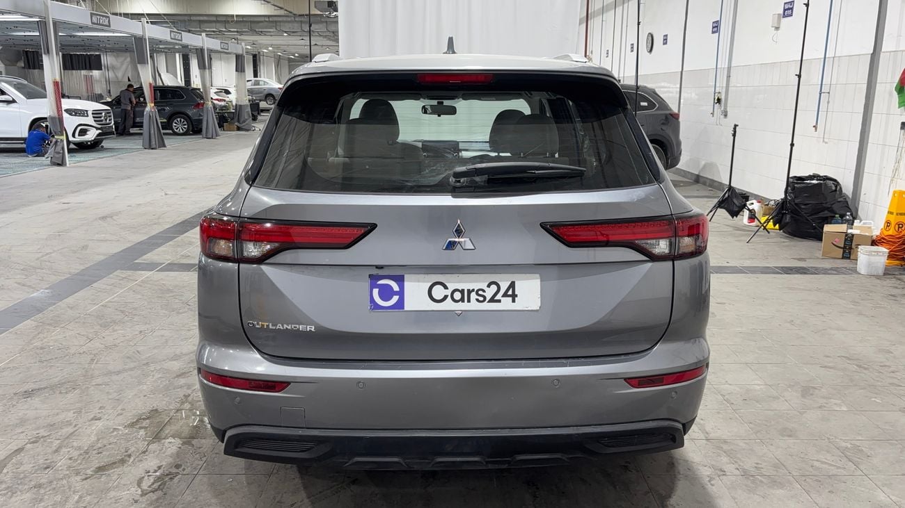 Mitsubishi Outlander GLX MIDLINE 2023 GLX MID LINE | AED 1003/Month | 0 DP | 30 Day Return | Warranty | Service History