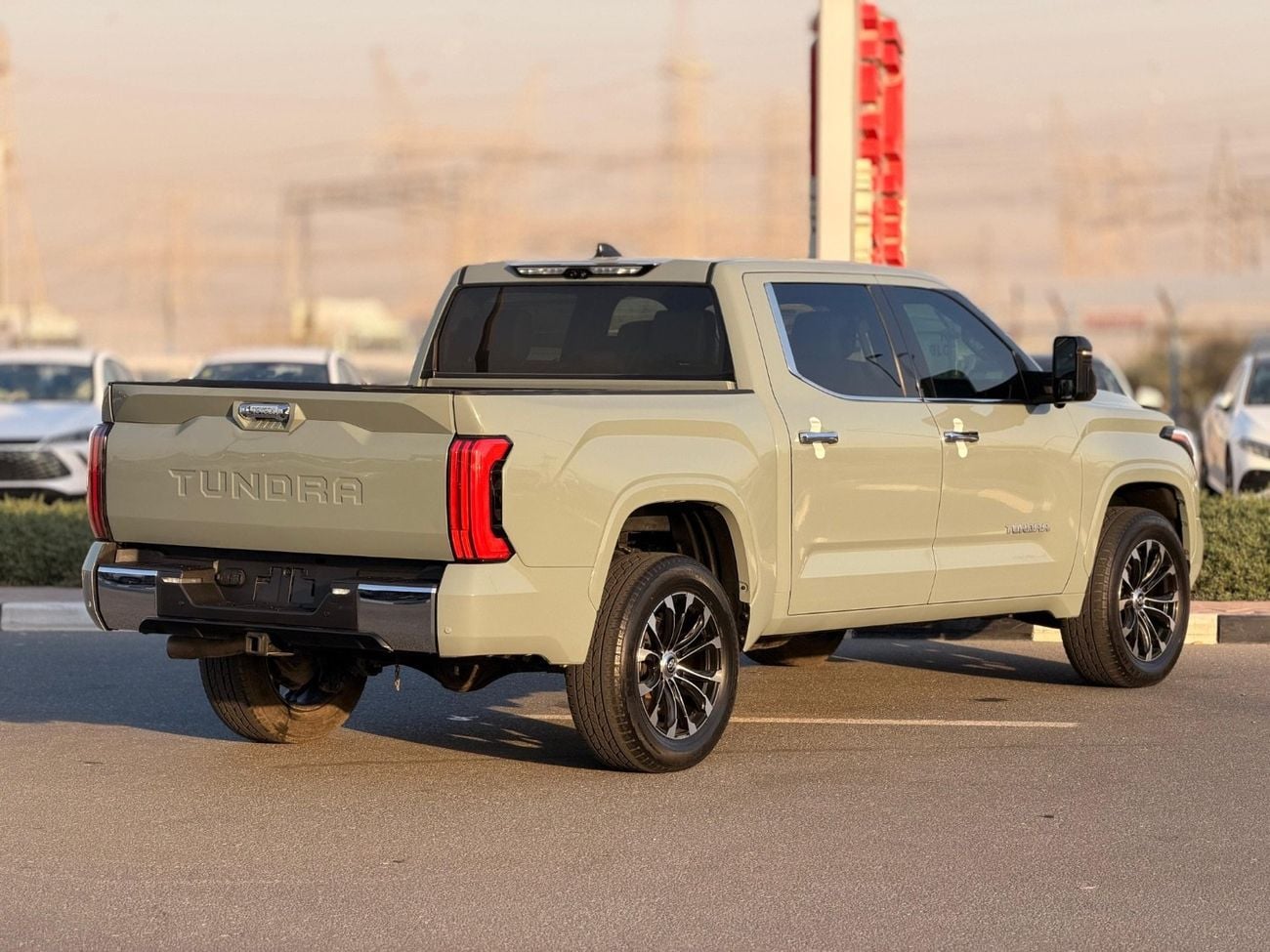 Toyota Tundra SR (NON GCC)