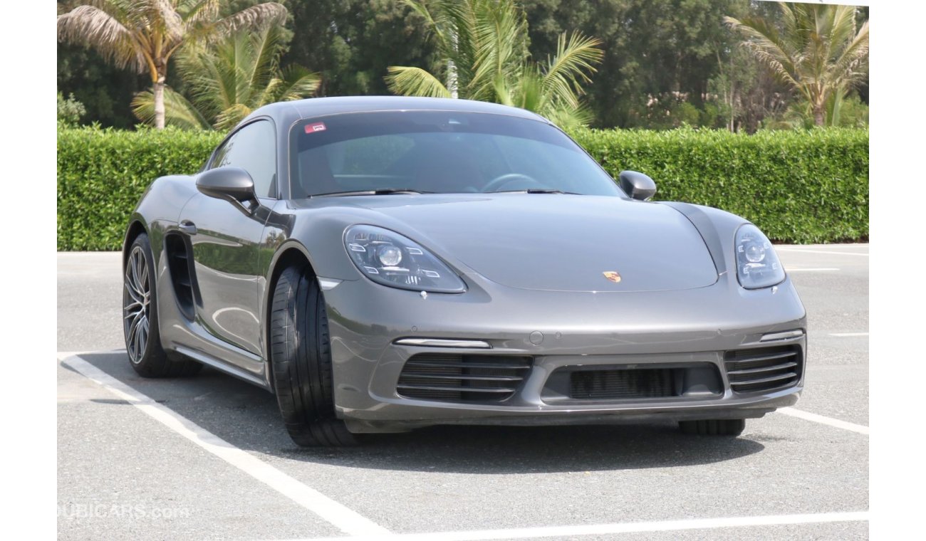 Porsche Cayman S 718 WITH GCC SPECS 3 YEARS WARRANTY AND SERVICE CONTRACT - VAT EXCLUSIVE