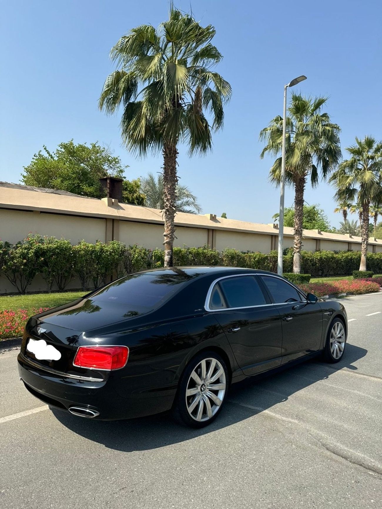 Bentley Flying Spur .