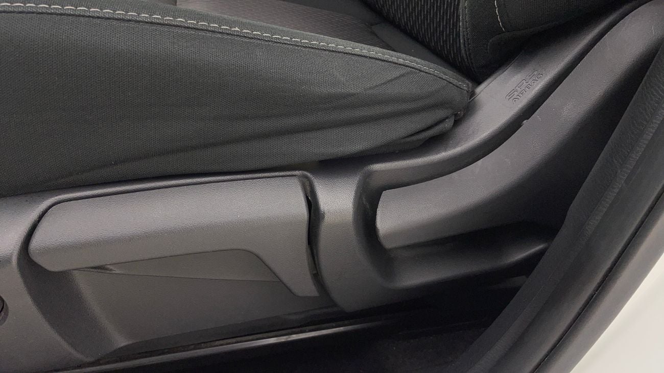 Mitsubishi Outlander 2.5L GLX Mid Line 2023 GLX MID LINE | AED 1017/Month | 0 DP | 30 Day Return | Warranty | Service His