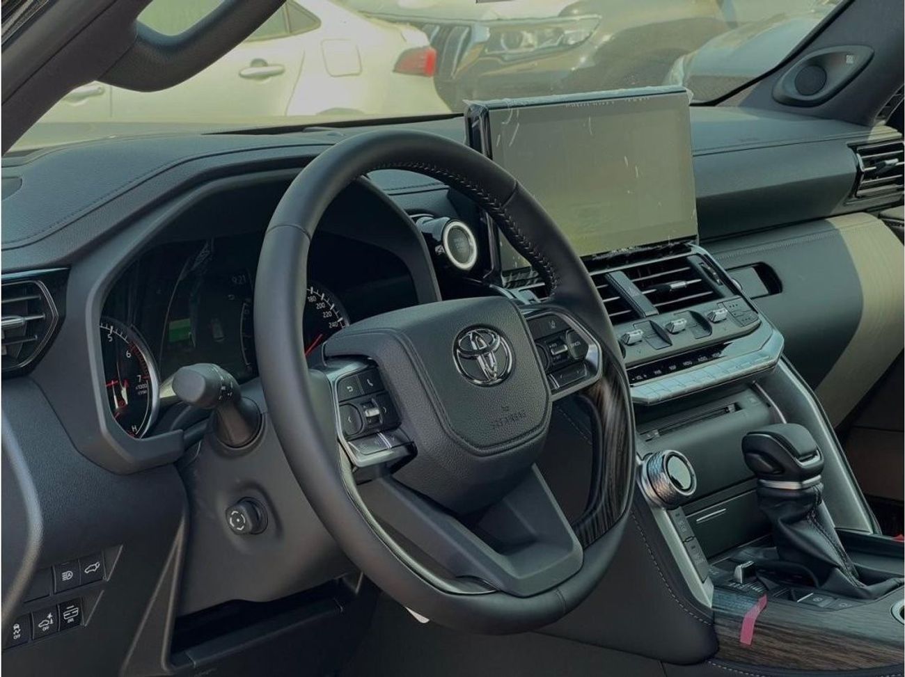 تويوتا لاند كروزر TOYOTA LAND CRUISER VXR TT 402 (300 SERIES) 3.5 L 4WD