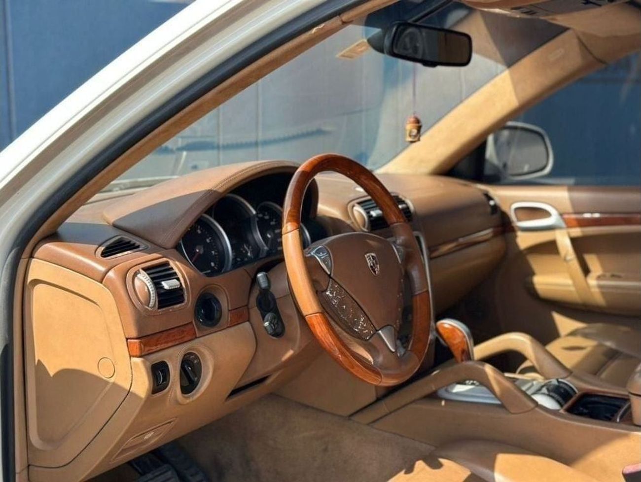 Porsche Cayenne Porsche Cayenne Turbo S | 4.5L V8 6AT (521 HP) | 2006 | GCC Specs | First Owner